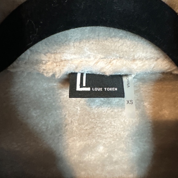 Jacket - Picture 3 of 4